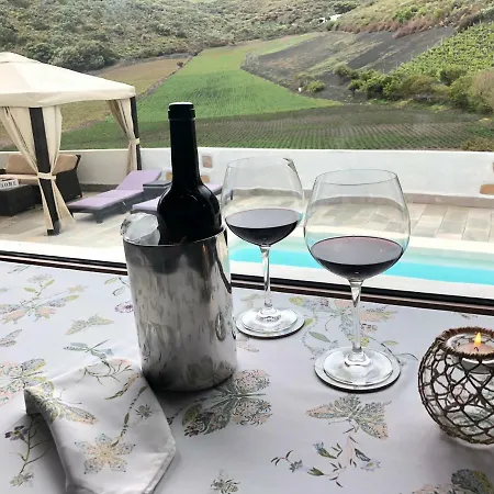 Paula Golf Wine & Relax